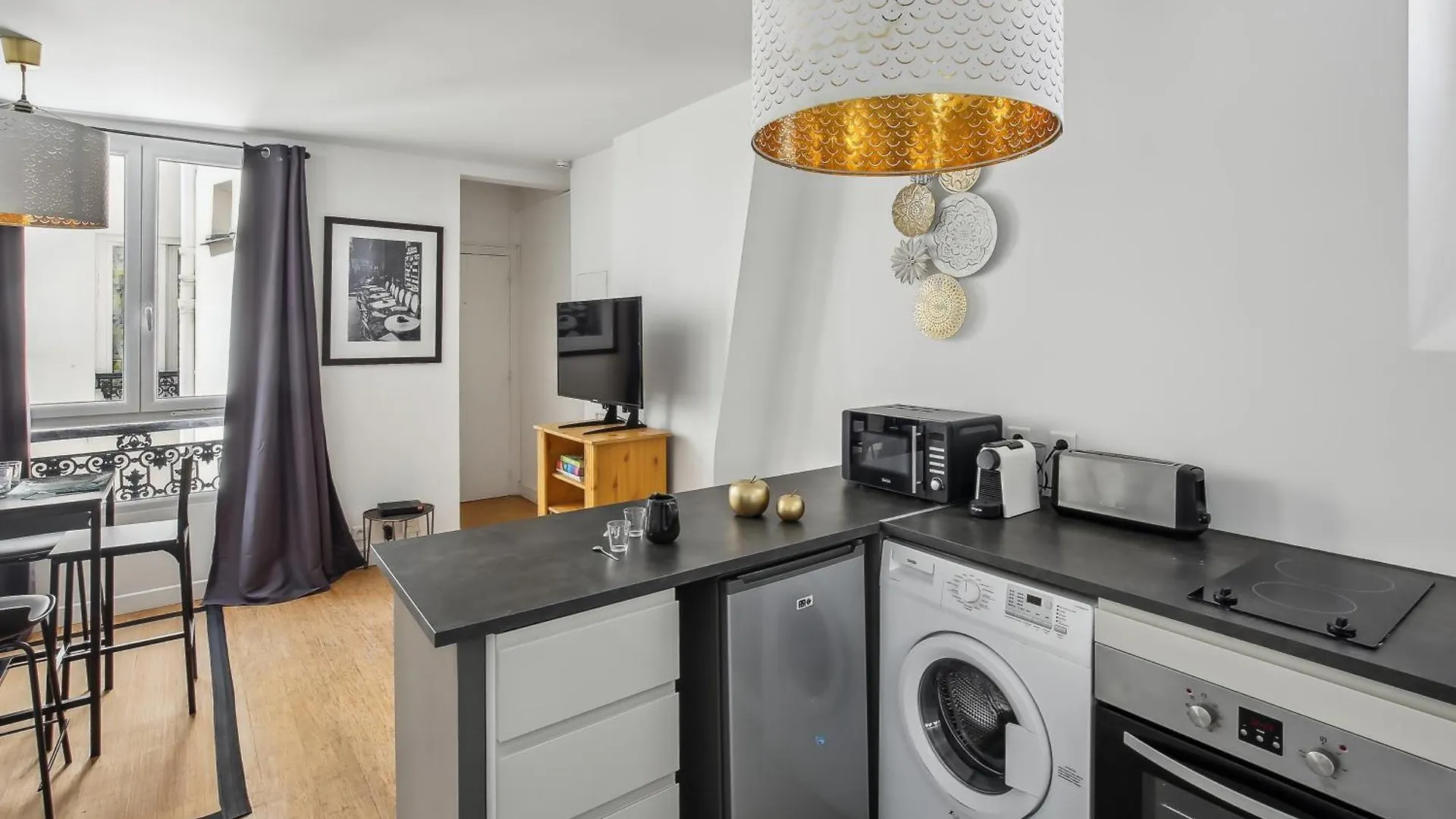 Au Coeur Du Marais, Rue Des Rosiers! Apartamento